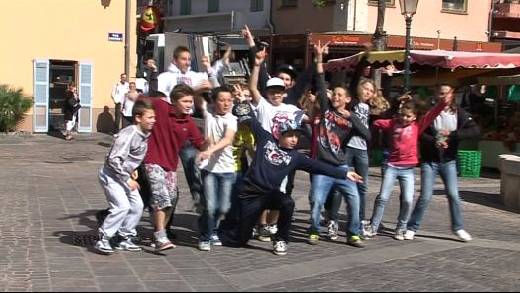 SAINTE MAXIME FLASH MOB